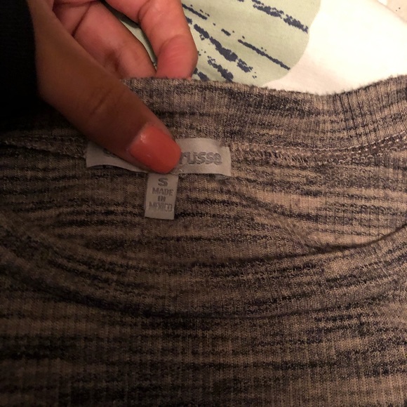 Black and grey shirt - Picture 2 of 2